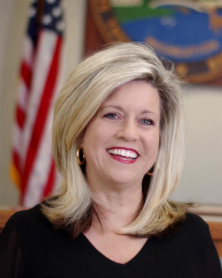 Valerie Hale Crossville City Clerk